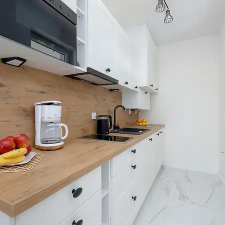 Miedzywodzie Beautiful Apartment With Garden & Parking By Noclegi Renters Eksteriør bilde