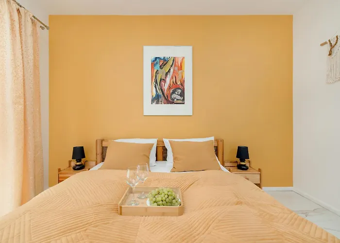 Miedzywodzie Beautiful Apartment With Garden & Parking By Noclegi Renters