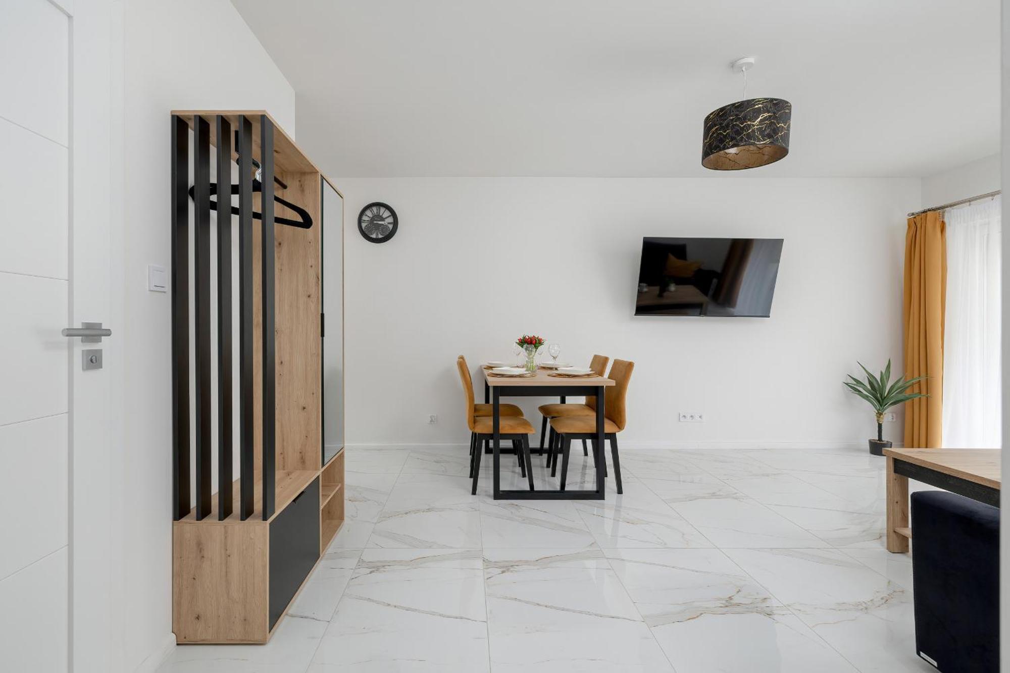 Apartment Beautiful With Garden & Parking By Renters *